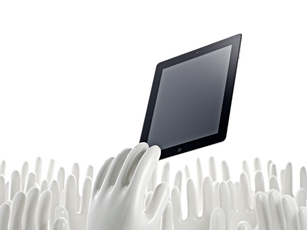 Photograph Robert Tardio Ipad Crowd on One Eyeland